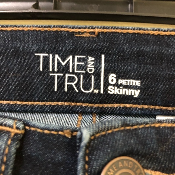 Time & True Darkwash skinny Jeans - Picture 5 of 8